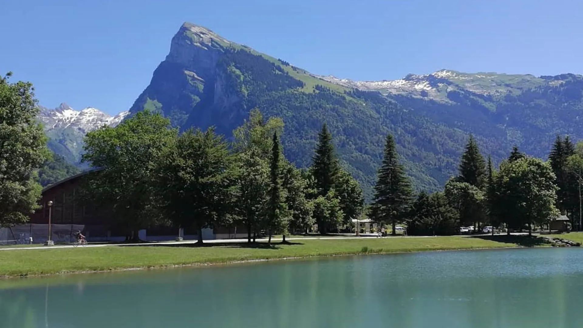 Bel Appartement T3 En Residence Neuve Avec Parking Et Wifi, Proche Du Village Et Ski-Bus - Fr-1-624-168 Samoens 0*,